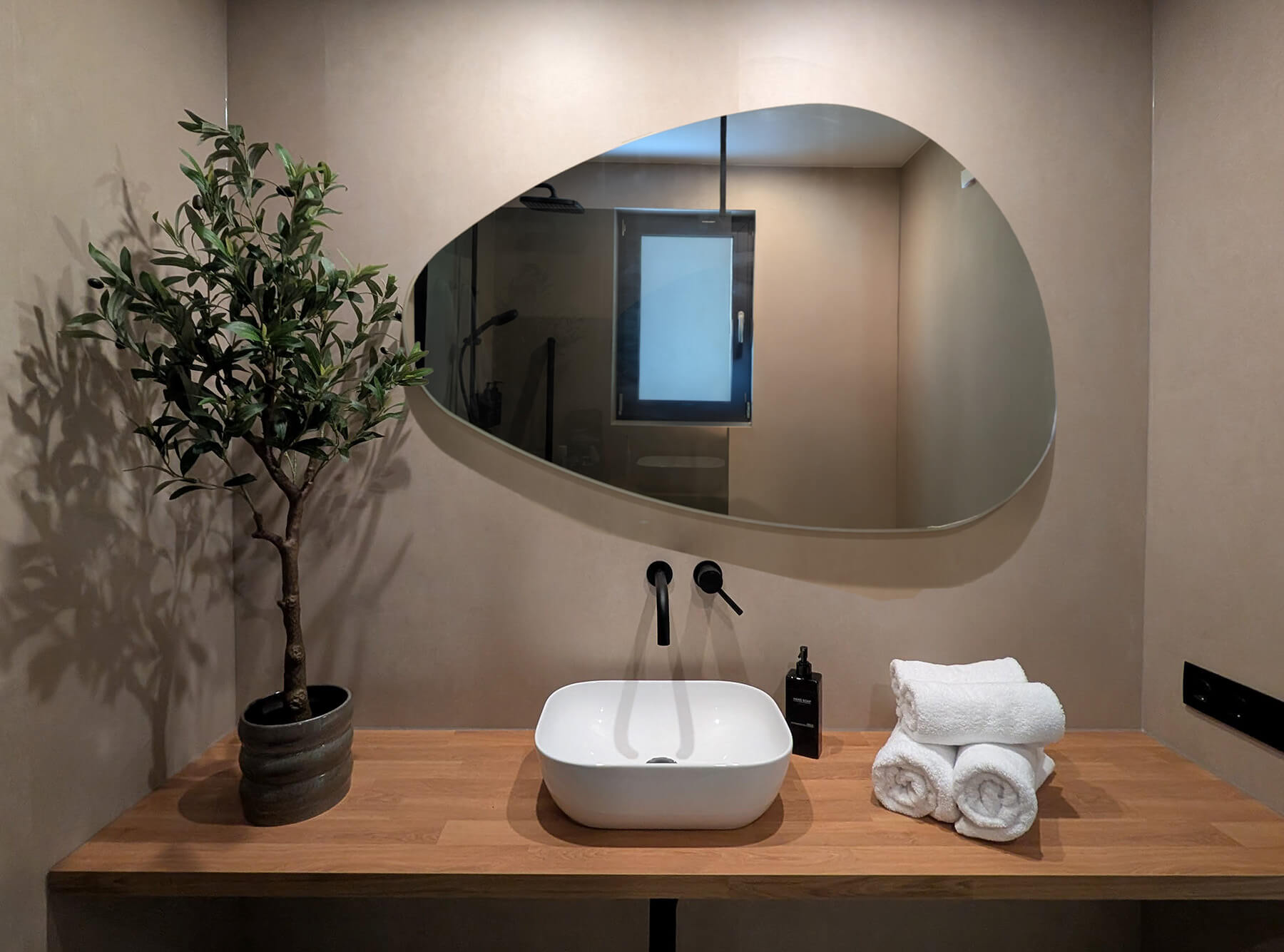 Deluxe Apartement
