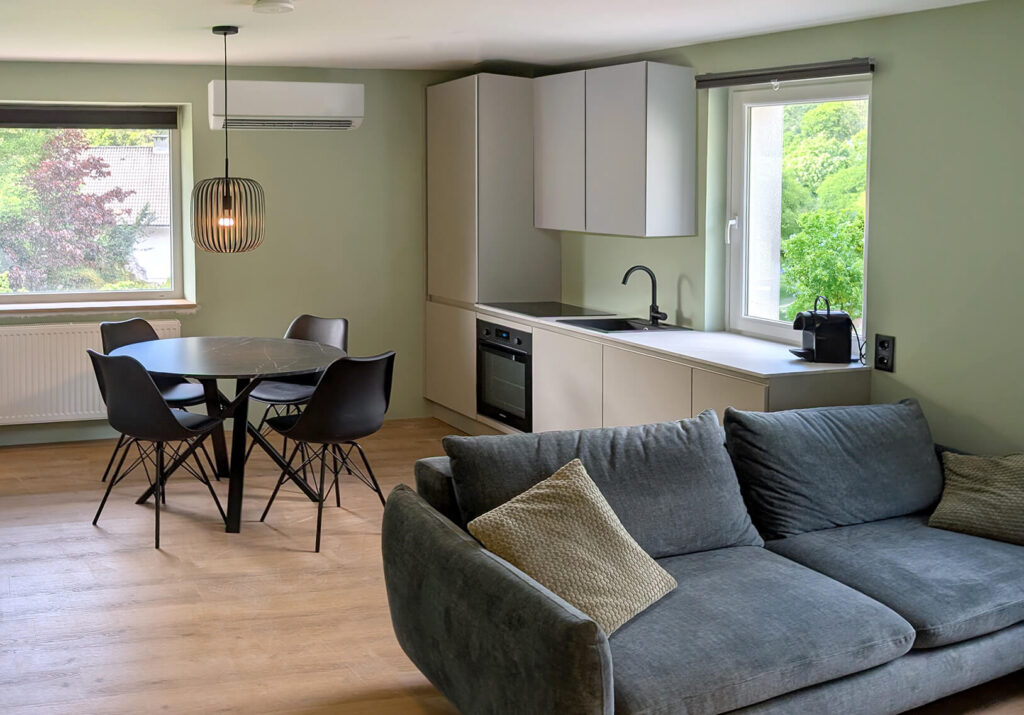 4-person apartment